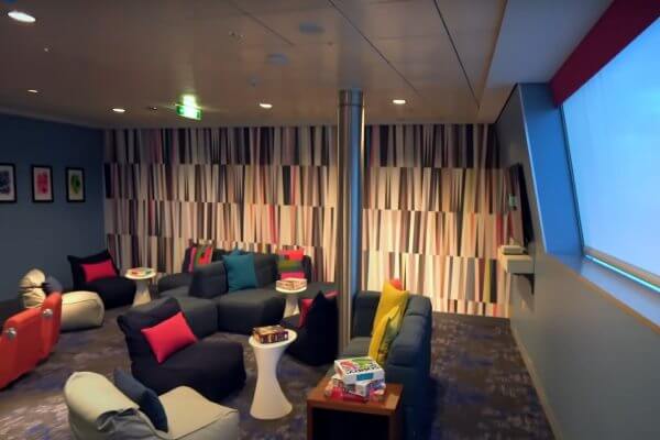 Celebrity Silhouette Gallery Image